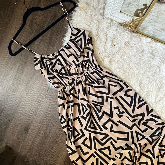 Small forever 21 geometric pattern print maxi dress elastic spaghetti strap - Picture 1 of 10